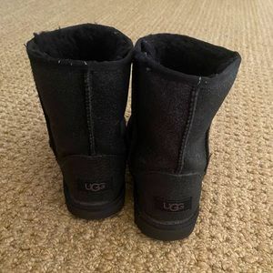 Ugg girl boots
